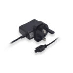 Imagen del adaptador e inversor de corriente Teltonika PR3PUUK3 en color negro, ideal para uso en interiores
