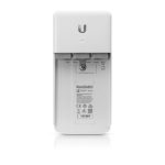 Ubiquiti NanoSwitch Gigabit Ethernet (10/100/1000) con Energía sobre Ethernet (PoE) en color blanco, SKU N-SW