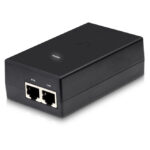 Adaptador e inyector PoE Gigabit Ethernet 50 V de Ubiquiti, modelo POE-50-60W, diseñado para alimentar dispositivos de red con alta eficiencia.