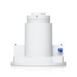 Cámara de seguridad Ubiquiti UACC-G6-PTZ-ICM-W con montaje para vivienda, ideal para vigilar exteriores con alta resolución.