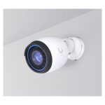 Cámara de seguridad IP Ubiquiti G5 Professional para interior y exterior, resolución 3840 x 2160 Pixeles, montable en techo, pared o poste, SKU UVC-G5-Pro