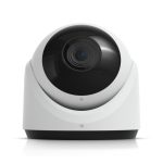 Imagen de la Ubiquiti G6 Turret, una cámara de seguridad IP para interior y exterior con resolución de 3864 x 2160 píxeles, compatible con montaje en techo o pared. SKU: UVC-G6-Turret-W