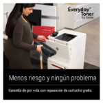 Tóner Everyday™ de Xerox en color negro, compatible con Brother TN247BK, alta capacidad. SKU: 006R04230