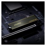 Vista de la unidad de estado sólido ADATA ALEG-800-1000GCS de 1 TB, con interfaz M.2 PCI Express 4.0 y memoria 3D NAND