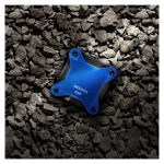 Imagen del ADATA SD620, un disco duro externo con 2 TB de capacidad, conexión Micro-USB B 3.2 Gen 2 (3.1 Gen 2) en colores negro y azul. SKU: SD620-2TCBL