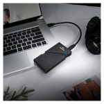 Disco duro externo ADATA SE920 de 1 TB con tecnología Thunderbolt, USB Tipo C 3.2 Gen 2, en color negro. SKU: SE920-1TCBK