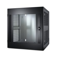 Bastidor de pared APC NetShelter WX con puerta de vidrio 13U, color negro. SKU: AR100