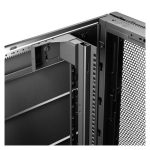 Rack o bastidor independiente APC NetShelter SX 42U en color negro, SKU AR3140. Ideal para centros de datos y servidores.