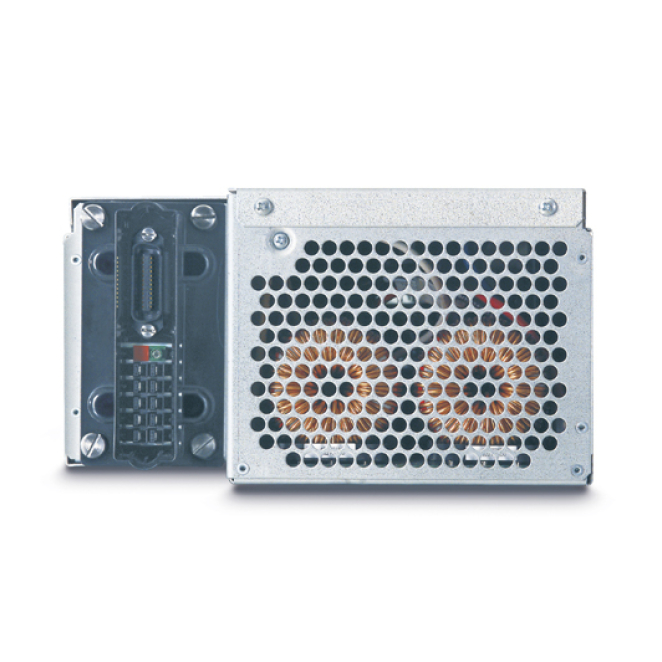 APC módulo PDU para UPS 4000VA de alta eficiencia APC módulo PDU SYPM4KI para UPS de 4000VA, accesorio con alta eficiencia en suministro eléctrico.