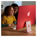 PC todo en uno Apple iMac con procesador M3, 8 GB de RAM, 256 GB SSD, macOS Sonoma, y pantalla de 23.5 pulgadas en rosa, SKU MQRT3Y/A