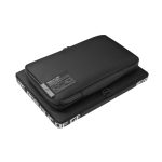 Funda negra ASUS ROG FLOW BS4300 diseñada para portátiles de 13.4 pulgadas, modelo SKU 90XB06U0-BSL010, mostrando diseño compacto y elegante