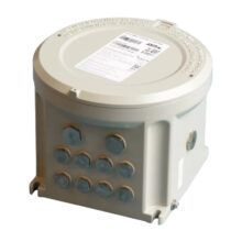 Switch Fast Ethernet Axis con PoE, modelo 02106-001, carcasa de aluminio.