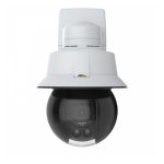 Cámara de seguridad IP Axis Q6318-LE para exteriores con resolución de 3840 x 2160 píxeles y SKU 02446-301, montada en la pared