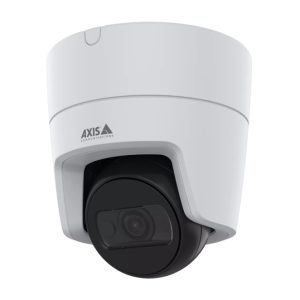 Foto de la Axis M3128-LVE Almohadilla, una cámara de seguridad IP para exteriores con resolución 3840 x 2160 píxeles, montada en un techo. SKU 02920-001.