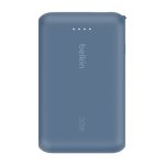 Imagen de la batería externa Belkin BPB021HQBL de 10000 mAh en color azul, ideal para cargar tus dispositivos móviles.