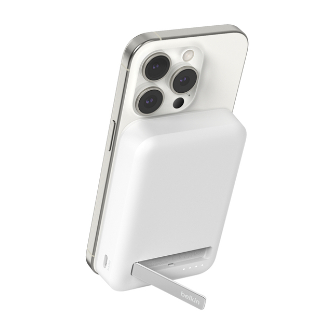 Belkin BoostCharge Pro Cargador Inalámbrico de Alta Velocidad Cargador inalámbrico Belkin BoostCharge Pro en color blanco con SKU BPD008BTWH, ideal para carga rápida de dispositivos electrónicos