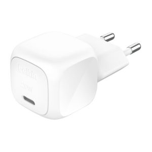 Cargador Belkin portátil rápido blanco compatible con smartphones y tablets, SKU WCA009KQWH