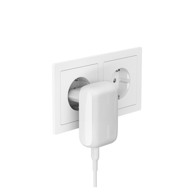 Belkin WCB009vfWH Portátil, Smartphone, Tableta Blanco Corriente alterna Carga rápida Interior 5 Cargador de dispositivos Belkin