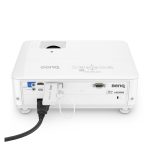 Proyector BenQ TH685P de alcance estándar con 3500 lúmenes ANSI y resolución 1080p (1920x1080) en color blanco. SKU 9H.JL877.14E