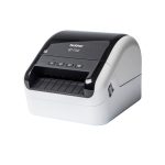 Impresora de etiquetas Brother QL-1100C, térmica directa, resolución de 300 x 300 DPI y velocidad de 110 mm por segundo. SKU: QL1100CZX1