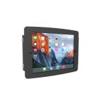 Mueble y soporte Compulocks para dispositivo multimedia en color negro, ideal para administración de tabletas. SKU: TCDP01299PSENB