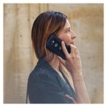 Imagen del Crosscall CORE-M5, un smartphone de 12,6 cm (4.95”), con ranura híbrida Dual SIM 4G, USB Tipo C, 4 GB de RAM, 64 GB de almacenamiento y batería de 4000 mAh en color negro. SKU: 1001012701335