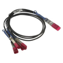 Cable de fibra óptica DELL QSFP28 - 4 x SFP28, 1 metro de longitud. Colores: negro y rojo. SKU: 470-ABPR