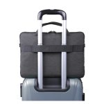 Imagen de la funda DELL 460-BCFJ de 15 pulgadas en color negro y gris, ideal para proteger tu portátil. SKU PF-SL-BK-5-17.