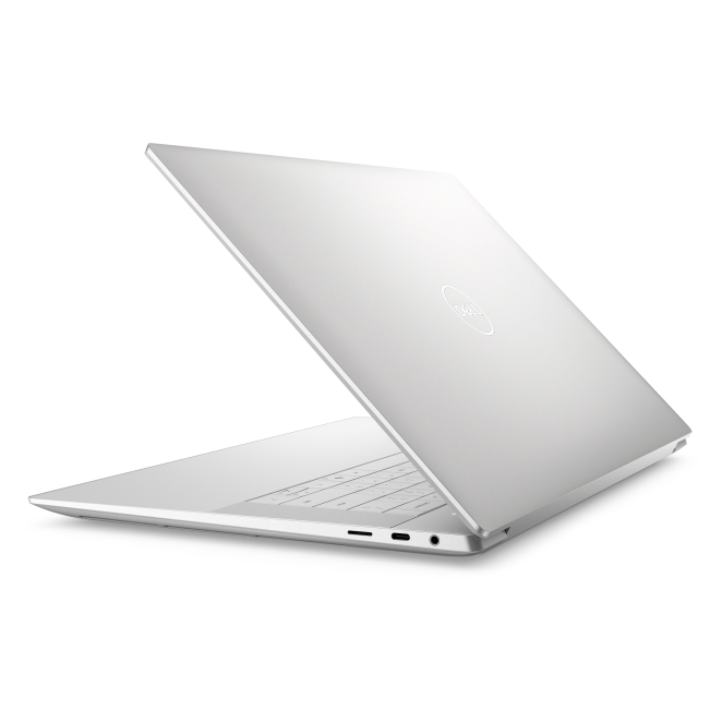DELL XPS 9640 Intel Core Ultra 7 155H Portátil 41,4 cm (16.3″) Full HD+ 16 GB LPDDR5x-SDRAM 1 TB SSD NVIDIA GeForce RTX 4050 Wi-Fi 7 (802.11be) Windows 11 Pro Italiano Platino 4 Dell XPS 9640 in use