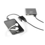 Adaptador Digitus USB Type-C a USB-C y toma de 3.5 mm AK-300400-002-S. Permite conectividad de auriculares y carga simultánea.