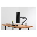 Supporte para un monitor de 32 pulgadas con capacidad de hasta 9 kg. Modelo DA-90394, ideal para oficinas y estaciones de trabajo