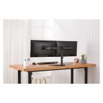 Soporte para dos monitores Digitus de hasta 32 pulgadas cada uno, soporta un peso de 8 kg por monitor, modelo DA-90401