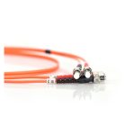 Digitus Cable de conexión multimodal de fibra óptica con conectores ST/ST, SKU DK-2511-10, ideal para centros de datos