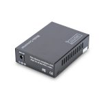 Convertidor de medios Digitus con Fast Ethernet RJ45 a SC, modelo DN-82021-1, ideal para conexiones rápidas y confiables.