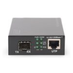 Convertidor de medios Gigabit PoE de la marca Digitus con conexión RJ45 y SFP, modelo SKU: DN-82140