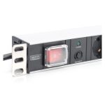 Imagen de la Regleta Digitus con perfil de aluminio, 7 tomas de tierra y enchufe de seguridad. SKU: DN-95403