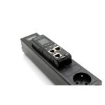 Imagen de la unidad de distribución de energía Digitus DN-IP-V-2-18E, que cuenta con 18 salidas AC y diseño 0U en color negro.