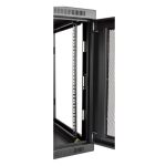 Gabinete Tripp Lite SRW12UDP Smartrack de 12U con diseño de bajo perfil y profundidad optimizada para instalación en pared