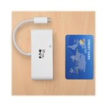 Adaptador multipuerto Tripp Lite U444-06N-VGU-C con conectividad USB-C, VGA, USB-A, GbE y carga PD, en color blanco