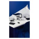 Impresora Epson EcoTank M2120 con tecnología de inyección de tinta, resolución de 1440 x 720 DPI, 32 ppm y conectividad Wi-Fi. SKU C11CJ18402.