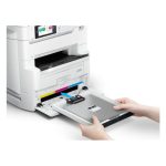 Impresora Epson WorkForce Pro EM-C8101RDWF, inyección de tinta A3+, resolución de 4800 x 1200 DPI, velocidad de 26 ppm y conexión Wifi. SKU: C11CL32401