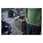 Proyector Epson EF-12 con tecnología láser, resolución Full HD, portabilidad y altavoces incorporados. SKU: V11HA14040