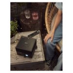 Proyector Epson EF-12 con tecnología láser, resolución Full HD, portabilidad y altavoces incorporados. SKU: V11HA14040