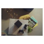 Proyector Epson EF-12 con tecnología láser, resolución Full HD, portabilidad y altavoces incorporados. SKU: V11HA14040