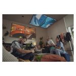 Proyector Epson EF-11 compacto con tecnología láser, alta resolución y SKU V11HA23040