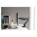 Soporte de sobremesa marca Equip compatible con monitores interactivos de 17 a 32 pulgadas, modelo SKU 650120