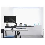 Soporte de sobremesa marca Equip compatible con monitores interactivos de 17 a 32 pulgadas, modelo SKU 650120