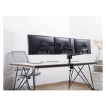 Soporte de sobremesa Equip para monitor triple de 17 a 27 pulgadas, SKU 650134, ajustable y ergonómico.
