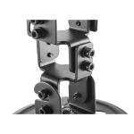 Montaje de techo para proyector Equip 650705 en color negro, diseñado para una instalación segura y discreta