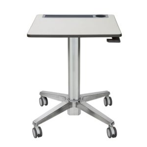 Imagen del Ergotron LearnFit, una mesa ajustable ideal para monitores, con altura regulable, SKU 24-547-003